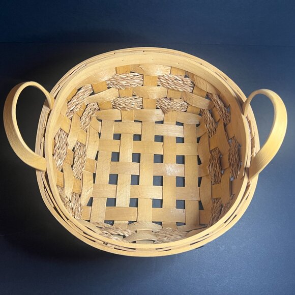 VTG Matching Set of 2 Tan, Red & Blue Roped Twisted Wicker Baskets w/ Handles - Picture 6 of 12